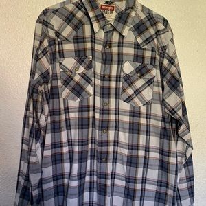 It’s gray color,large size,full sleeve cotton shirt.